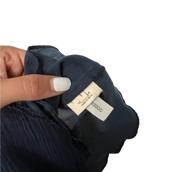 L’AGENCE Navy Silk Ruffle Skirt - Picture 9 of 14